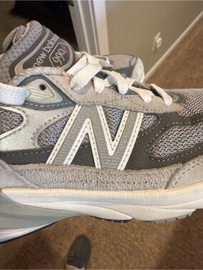 New Balance 990 Kids Grey Mesh & Suede Sneakers